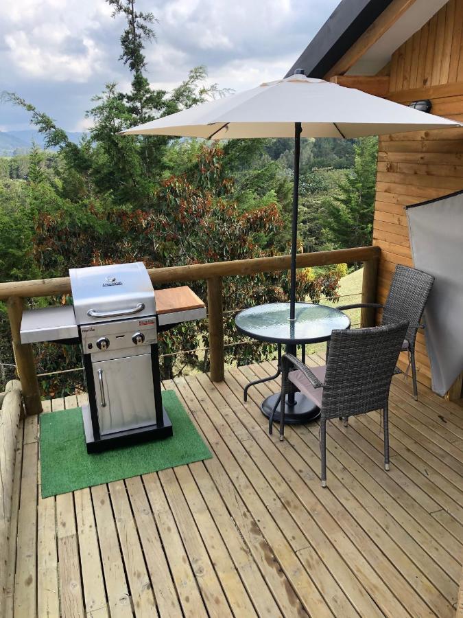 Отель Bleu Hills Glamping Llanogrande Рионегро Экстерьер фото